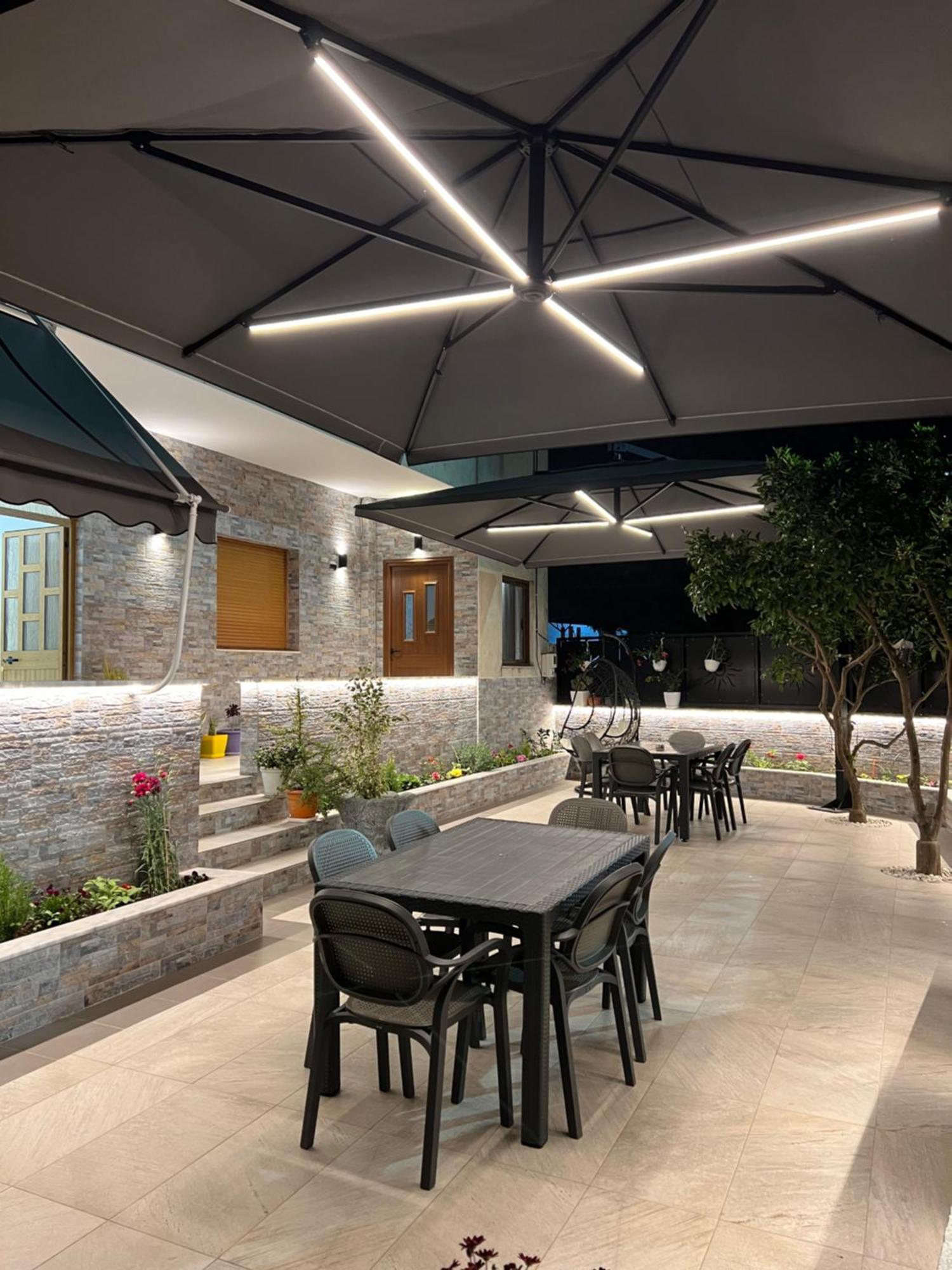 Vila Eljus Durres Luaran gambar