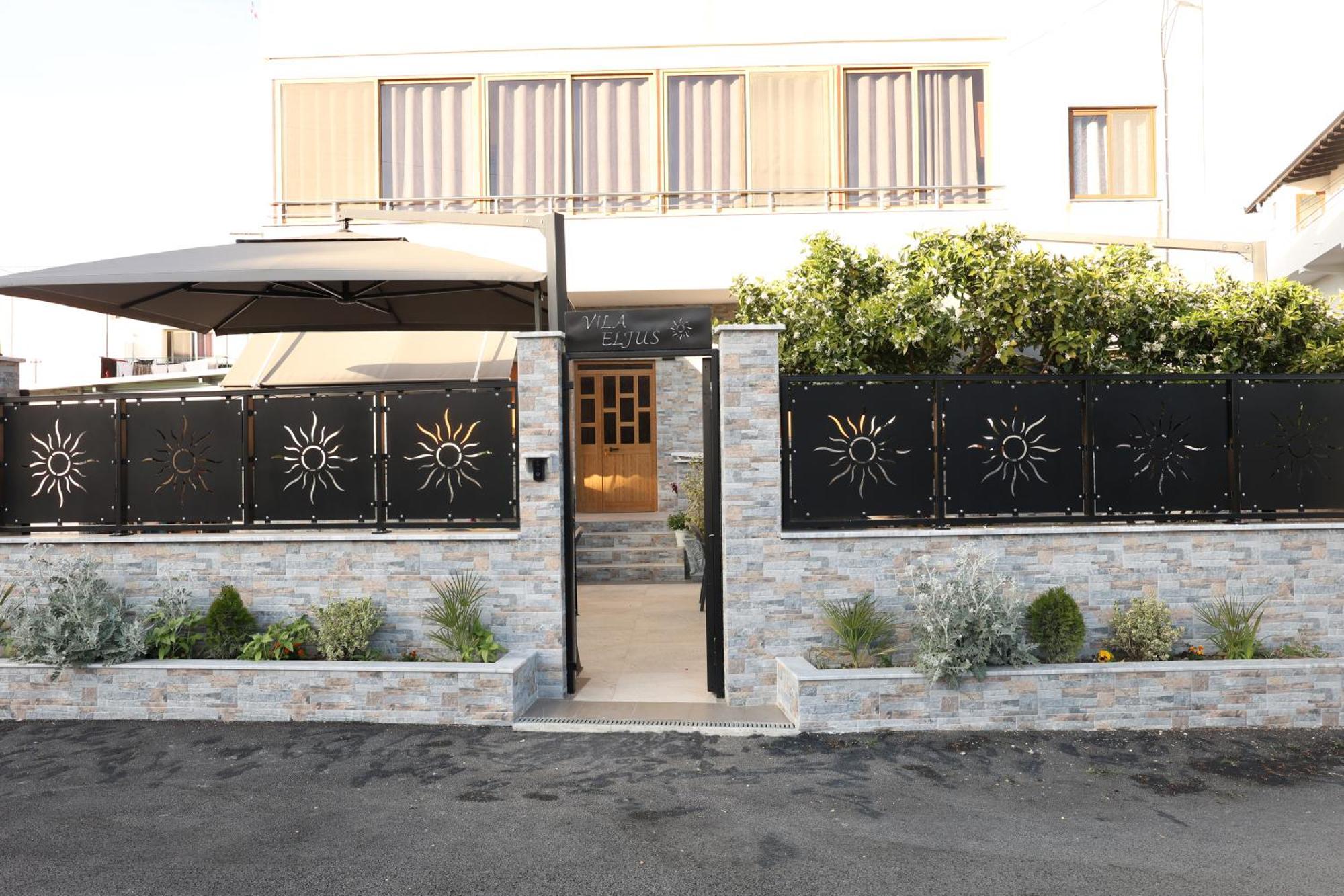 Vila Eljus Durres Luaran gambar